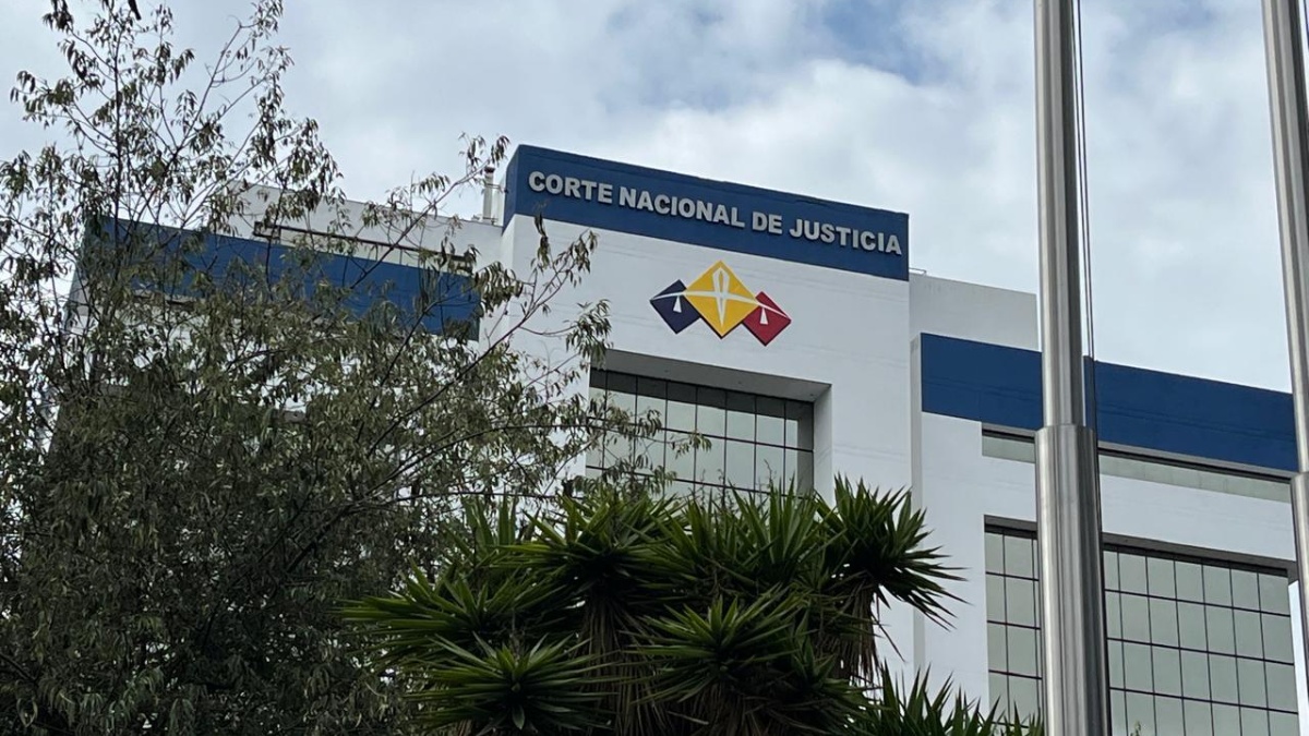 Los exteriores del edificio de la Corte Nacional de Justicia, en Quito. (Diego Bravo C. / Ecuavisa)