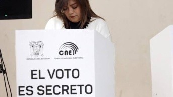 Foto referencial a votaciones por consulta popular. (Archivo)