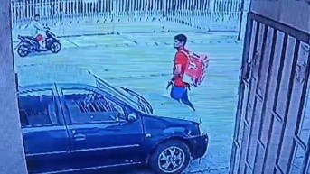 Imagen del sacapintas que asaltó a una pareja. (Televistazo)