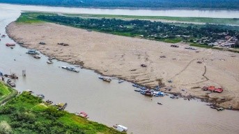 El Río Amazonas se sigue reduciendo en Colombia (Foto de AFP)
