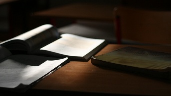 El proceso disciplinario  es para determinará la infracción cometida y la sanción que recibirá el funcionario. (Foto de Ivona Rož en Unsplash)