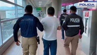 Ecuatoriano sentenciado por femicidio de su hija, extraditado a Quito desde España.