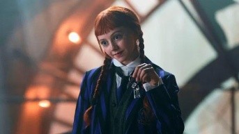 Evie Templeton (Redes Sociales)