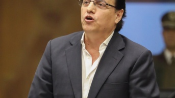 Fernando Villavicencio en el Pleno del Parlamento, el 4 de marzo de 2023. (Flickr de la Asamblea Nacional)