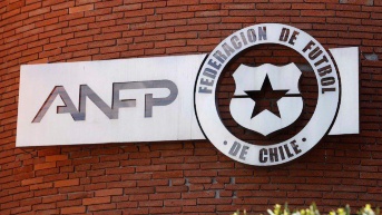 La Asociación Nacional de Fútbol Profesional de Chile sacó un comunicado de prensa este jueves. (Redes)