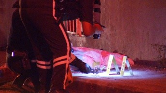 Imagen de un procedimiento de Medicina Legal en Guayaquil, durante agosto de 2025. (Cortesía)