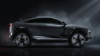 La Suv de Batman (Internet)