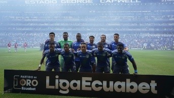 Jugadores de Emelec previo al partido contra Independiente del Valle por la fecha 26 de la Liga Ecuabet conectada por Xtrim (API)