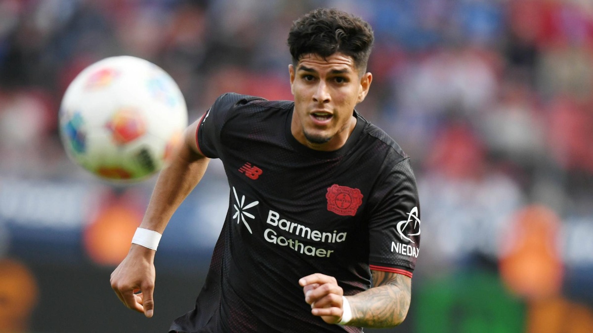 Piero Hincapié pasará del Bayer Leverkusen al Arsenal. (Redes sociales)