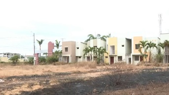 Casas abandonadas en Chongón (Archivo)