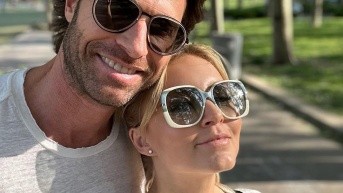 La pareja lleva más de 10 años juntos pero siguen manteniendo la chispa como el primer día (Foto de @angeliqueboyer)