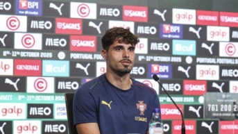 Pedro Neto lamentó la falta de Diogo Jota a Portugal. (EFE)