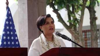 La canciller Gabriela Sommerfeld durante la rueda de prensa con Marco Rubio. (API)