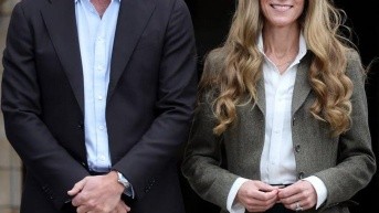 Kate Middleton estrena melena rubia con el príncipe William. (RRSS)