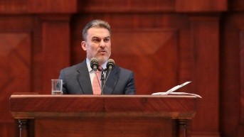 José Serrano en el Pleno de la Asamblea Nacional en marzo del 2018. (Flickr Asamblea)