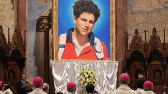 Misa para Carlo Acutis. (Foto: Internet.)