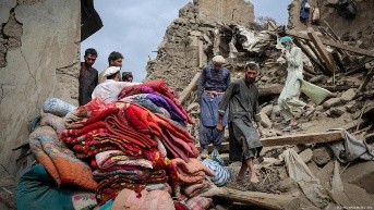 Entre los heridos, solo se ve a hombres, a las mujeres no se las muestra. (Foto: Internet.)