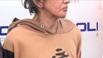 Imagen de Graciela Jacqueline R., una mujer que reclutó a menores de edad en Durán, tras ser capturada el lunes 8 de septiembre. (Televistazo)