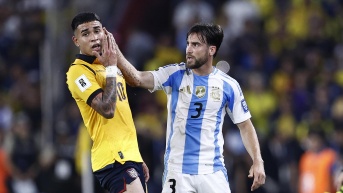 Argentina cayó 1-0 ante Ecuador en el cierre de las Eliminatorias Sudamericanas. (EFE)