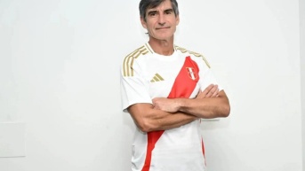 Óscar Ibáñez, ahora exentrenador de Perú. (ARCHIVO)