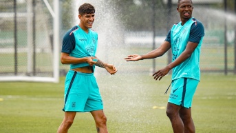 Piero Hincapié y Willian Pacho están en el equipo ideal de la fecha 17 y 18 de las Eliminatorias Sudamericanas (Foto. Selección Ecuador)