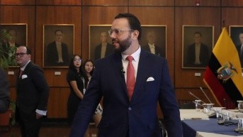 Gonzalo Albán, consejero del Cpccs, en la Comisión de Fiscalización. (API)