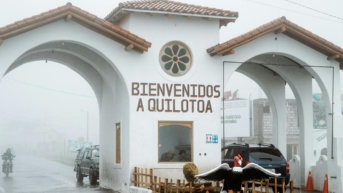 Entrada al Quilotoa empapada de lluvia (Foto de Adrien Delforge)