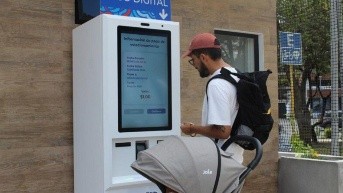 Parqueadero municipal en La Carolina (Municipio de Quito)