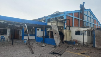 Techos y ventanas se destruyeron a causa de la explosión. (PPNN)
