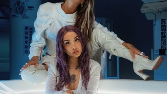 María Becerra y Tini Stoessel (Foto: Internet.)