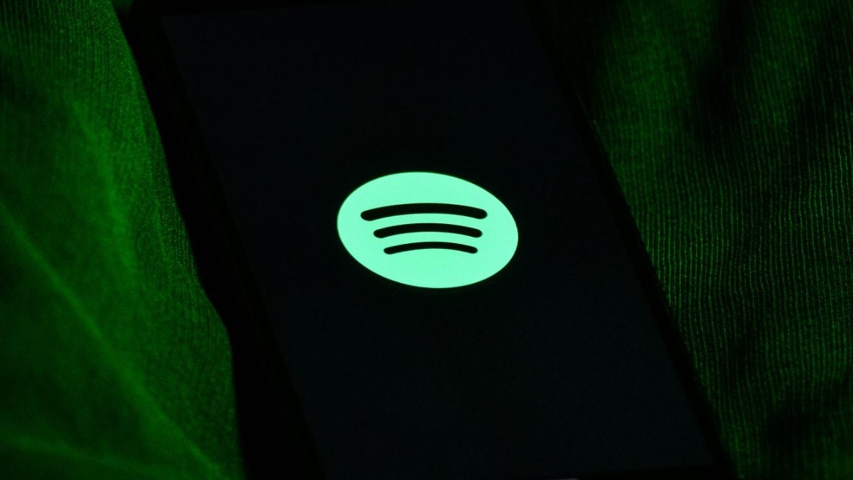 Spotify trae nuevas actualizaciones tanto para los (Foto de Haithem Ferdi)