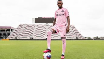 Dixon Arroyo en su presentación como jugador del Inter Miami en 2023 (Foto: Inter Miami)