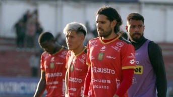 Deportivo Cuenca tiene prohibido inscribir jugadores por una deuda. (REDES)