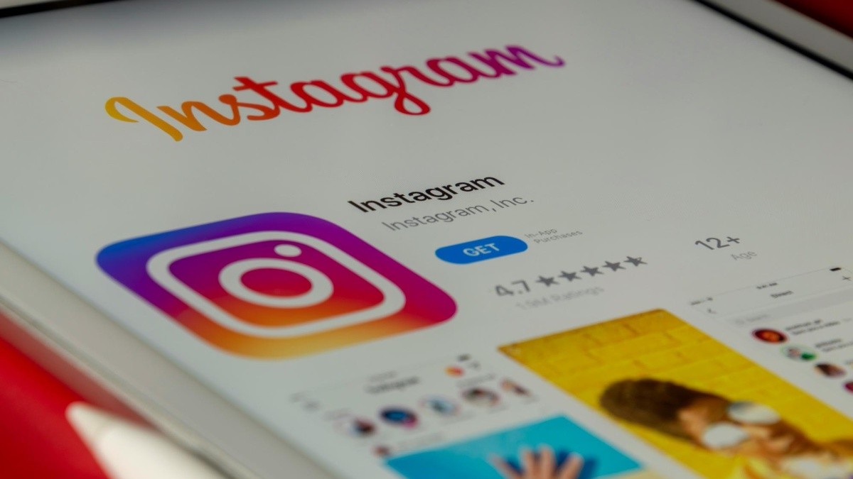 ¿Cómo subir un post con el nuevo formato mega ancho a Instagram? (Foto de Souvik Banerjee [Unsplash])