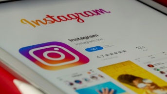 ¿Cómo subir un post con el nuevo formato mega ancho a Instagram? (Foto de Souvik Banerjee [Unsplash])