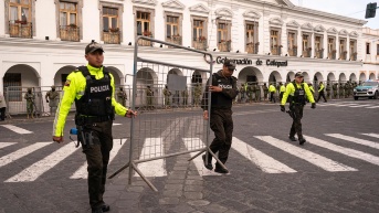 Imagen del 15 de septiembre. Exteriores de la Gobernación de Cotopaxi, sede temporal del Ejecutivo. (API)