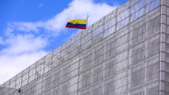 La fachada externa del edificio de la Asamblea Nacional, en el centro de Quito. (Flickr de la Asamblea Nacional)