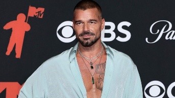 Ricky Martin en la pasarela de los MTV VMAs. (RRSS)