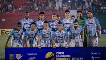 Jugadores de Guayaquil City contra Deportivo Santo Domingo por la Copa Ecuador (Foto: Copa Ecuador)
