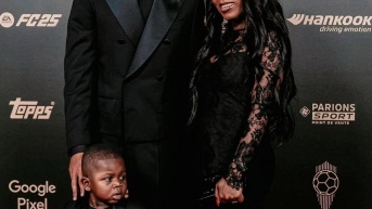 Lamine Yamal y su madre, Sheila Ebana en la gala del Balón de Oro. (RRS)