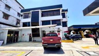 La Fiscalía allanó propiedades relacionadas a la familia Álvarez por presunto lavado de activos. (Fiscalía General del Estado)