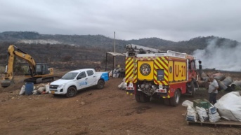 Autoridades hallan botadero clandestino tras incendio forestal en Guayaquil. (Prefectura del Guayas)