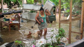 Las intensas precipitaciones fueron el producto de dos sistemas climatológicos que se formaron en la costa pacífica de México. (AFP vía Getty Images)