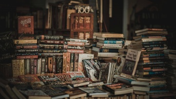 Foto referencial a libros. (Pexels)