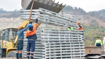 Imagen referencial. La expansión de los contratos temporales y la alta movilidad laboral reflejan un mercado dinámico pero aún frágil. (Cortesía Prefectura del Guayas)