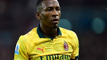 Pervis Estupiñán será baja al menos una semana más. (INTERNET)