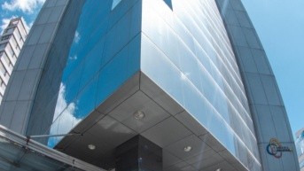 La fachada externa del edificio del Consejo de la Judicatura, en Quito. (Cortesía del CJ)