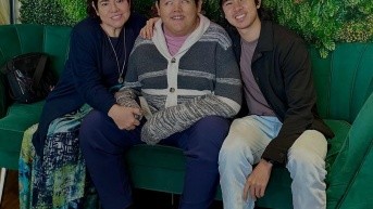 Ren Kai, junto a su hermano, Ren Liang. (RRS)