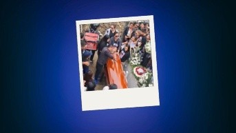 Captura de pantalla del momento de la caída del repartidor. (RRSS)