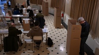 Elecciones legislativas en Argentina. (LUIS ROBAYO / AFP)
